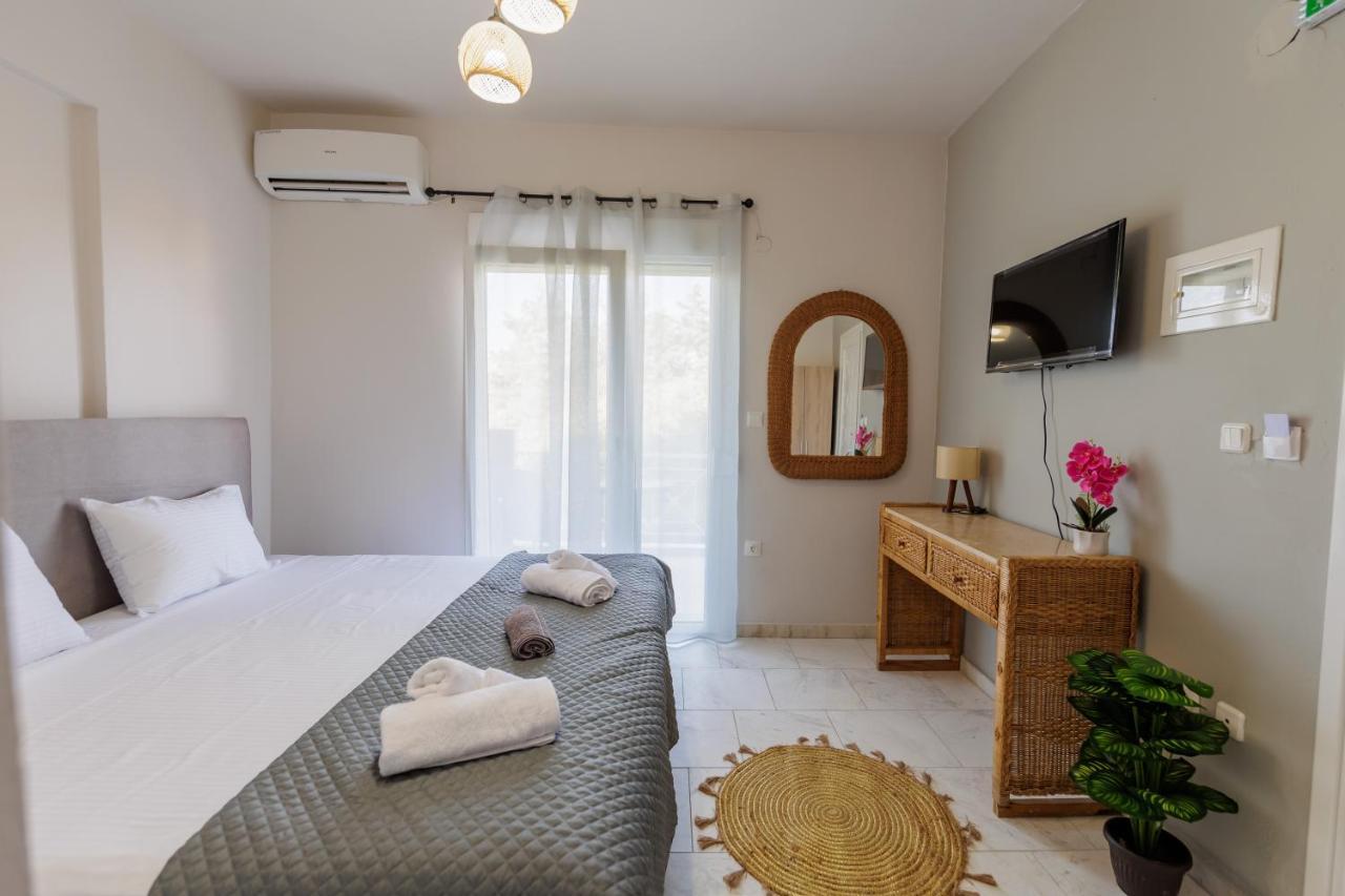 Marele Hills Apartments Néa Fókaia Dış mekan fotoğraf