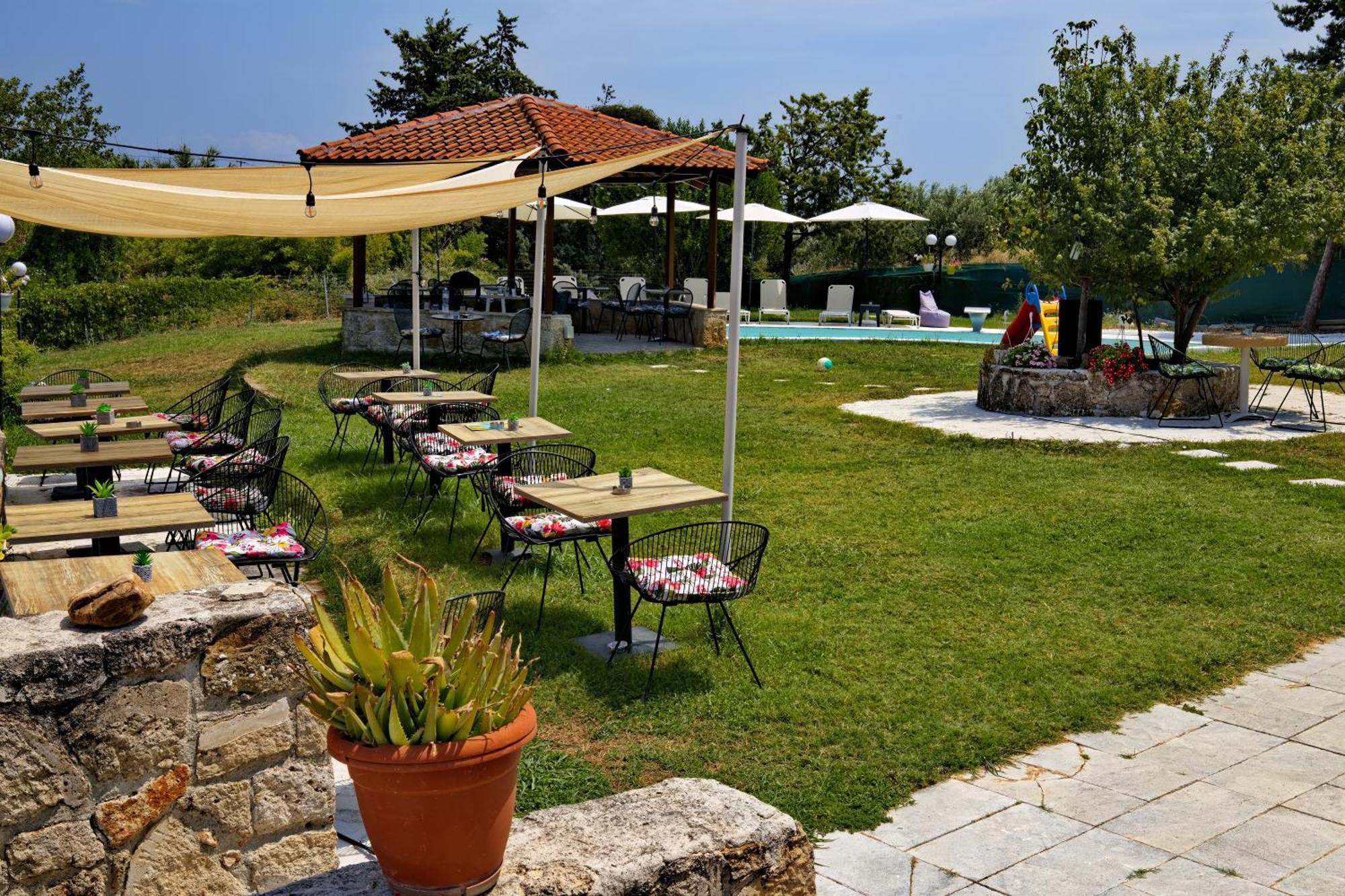 Marele Hills Apartments Néa Fókaia Dış mekan fotoğraf