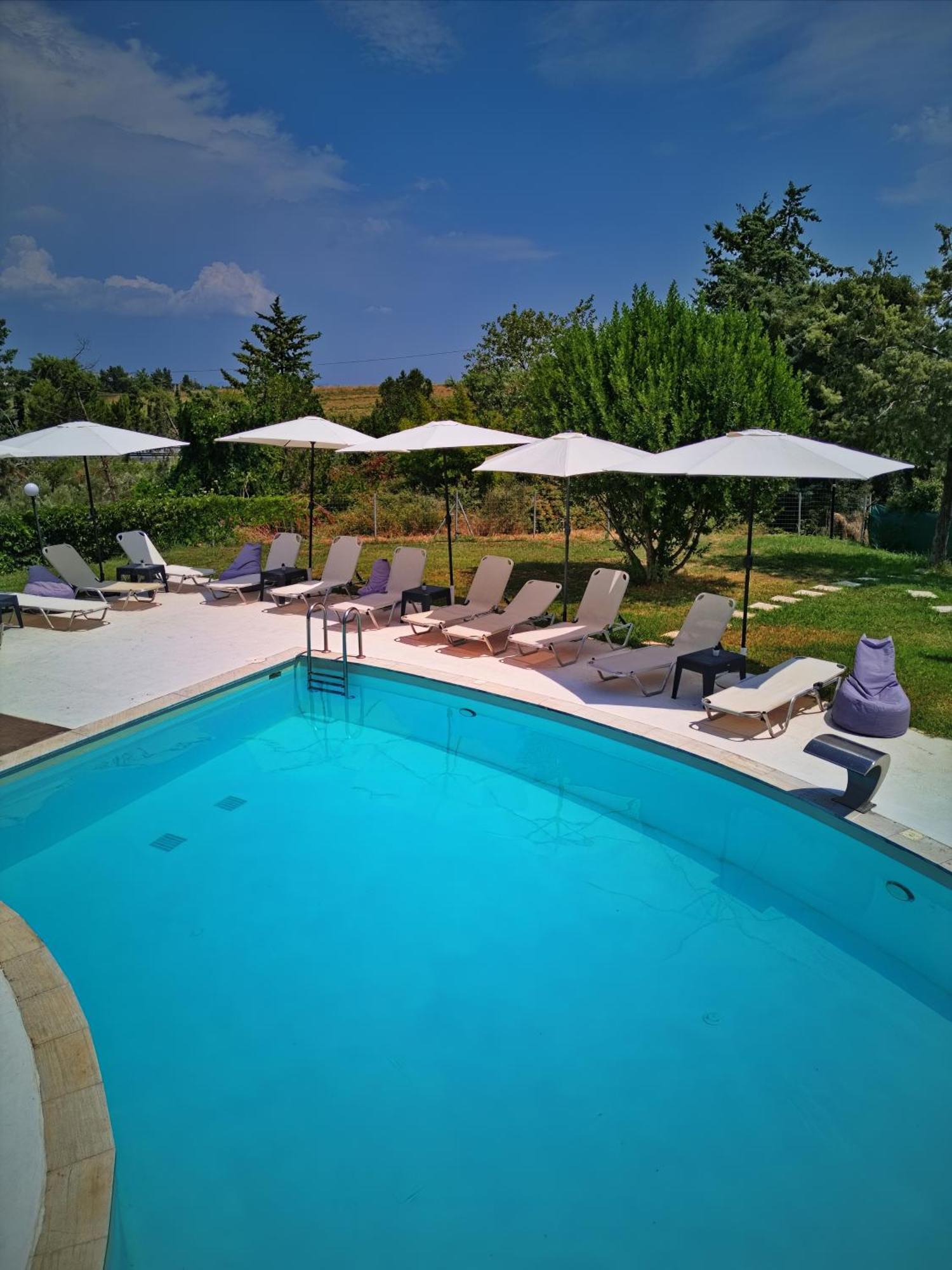 Marele Hills Apartments Néa Fókaia Dış mekan fotoğraf