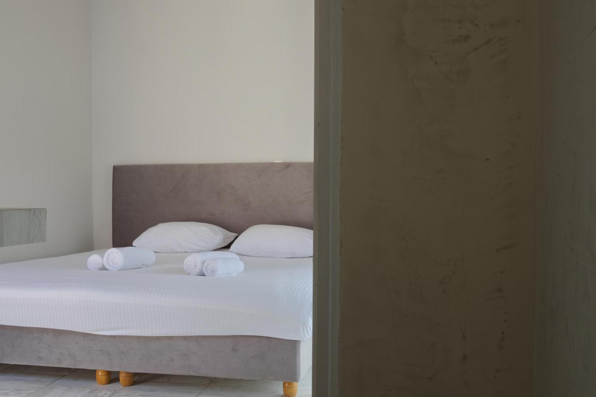Marele Hills Apartments Néa Fókaia Dış mekan fotoğraf